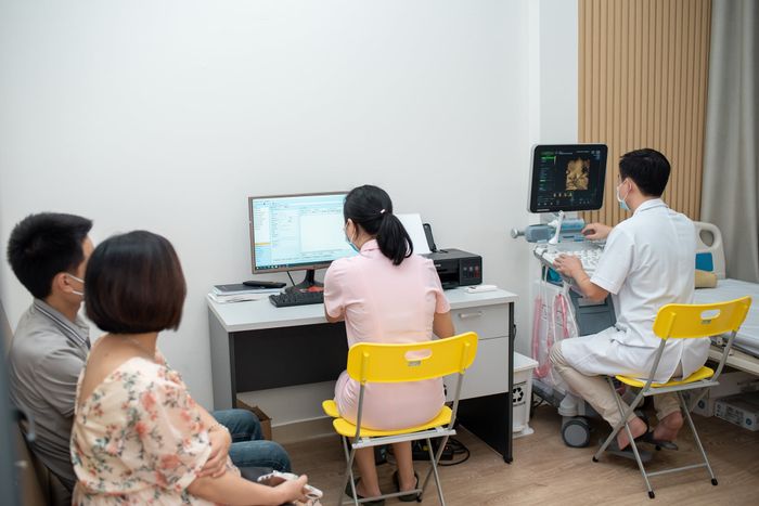 Hệ thống máy móc hiện đại tại Phòng Khám Sản Phụ Khoa Long Biên 1