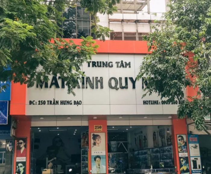 Không gian ấn tượng tại Trung tâm Mắt Kính Quy Nhơn