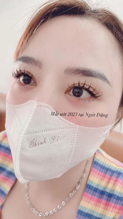 Ngát Đặng Beauty - Không gian sang trọng với tông màu trắng hồng hiện đại