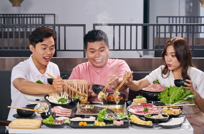 Không gian ấm cúng và độc đáo tại JiangHu Heroes' Hotpot