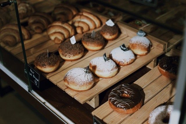 Fours Bakery - Không gian ẩm thực sang trọng