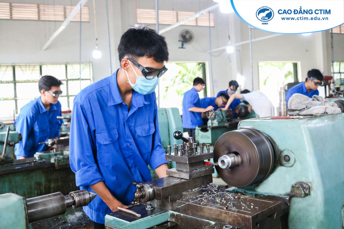 Hình ảnh Trường Cao đẳng CTIM - Khuôn viên hiện đại