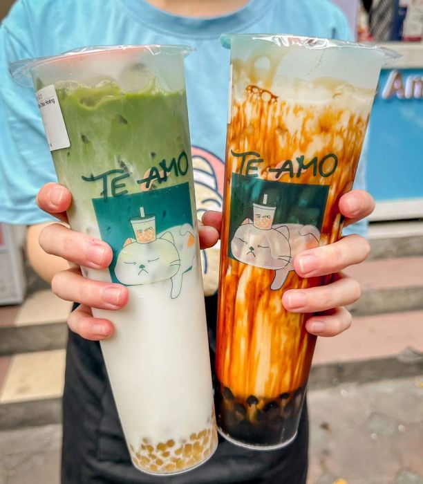 Không gian thưởng thức đầy màu sắc tại Te Amo với những ly trà sữa bắt mắt