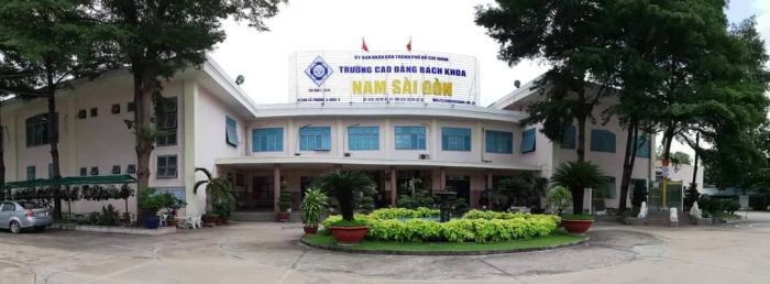 Hình ảnh sinh viên ngành Quản trị Khách sạn tại Trường Cao đẳng Bách khoa Nam Sài Gòn