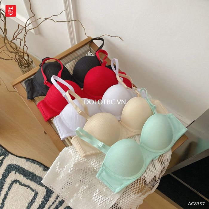 Không gian mua sắm sang trọng tại Nội Y B&C