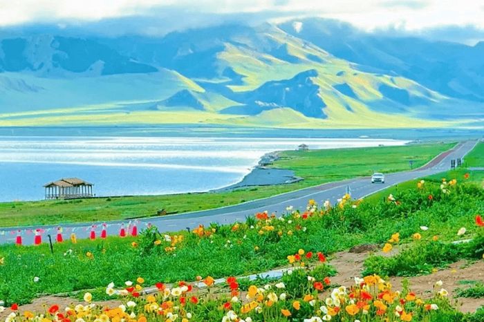 Tân Cương - miền đất của những thảo nguyên bát ngát và vẻ đẹp thiên nhiên hoang sơ