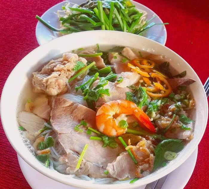 Hình ảnh tô hủ tiếu thơm ngon tại Hủ Tiếu Cô Liên
