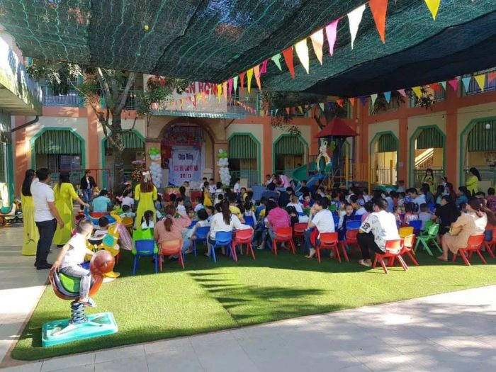 Giờ học ngoại khóa đầy sôi động tại Trường Mầm non Bông Sen Hồng