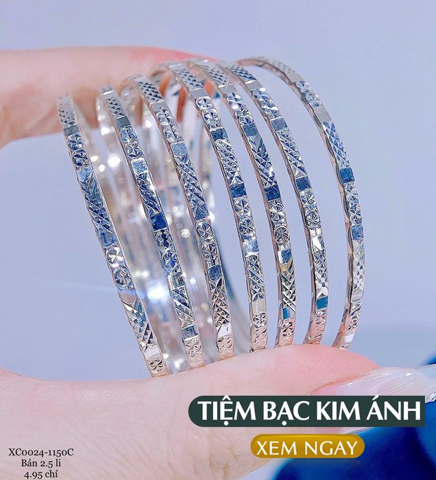 BST thứ hai tại Tiệm bạc Kim Ánh hiện lên qua những hình ảnh ấn tượng - minh chứng cho sự đa dạng trong thiết kế và đẳng cấp chế tác không ngừng phát triển.