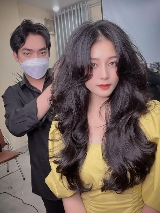 Không gian sang trọng tại Hair Salon Hoài Thương