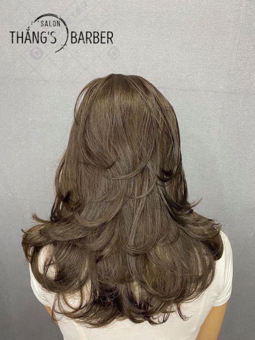 Phong cách phục vụ chuyên nghiệp tại Thắng's Barber Shop