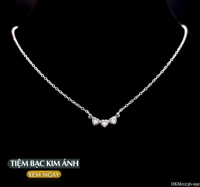 Khám phá BST đầu tiên của Tiệm bạc Kim Ánh - Nơi ánh bạc nguyên chất tỏa sáng qua những thiết kế tinh xảo, kết hợp hài hòa giữa nét truyền thống và hơi thở hiện đại.