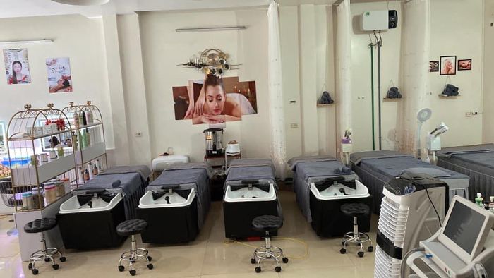 Không gian thư giãn ấm cúng tại Lan Anh Spa Dưỡng Sinh