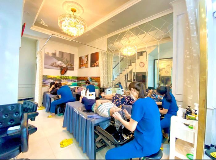 Không gian sang trọng đạt chuẩn quốc tế tại Thẩm Mỹ Quốc Tế Thảo Lee