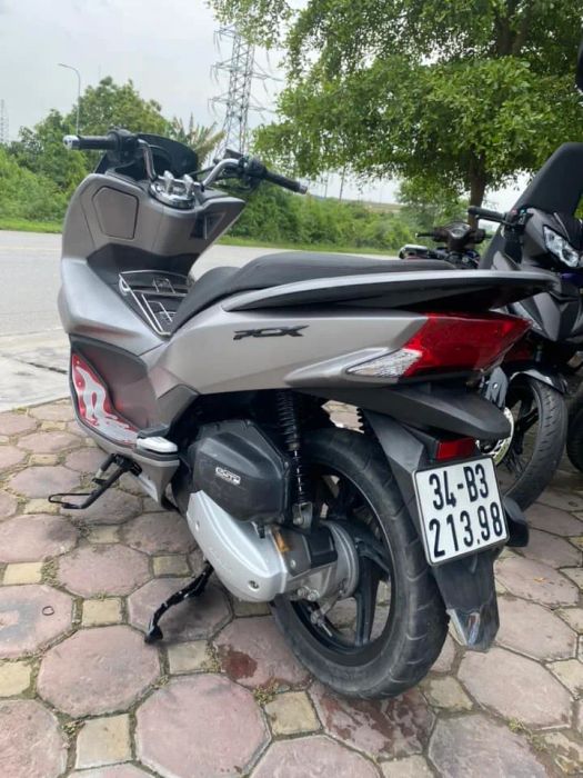 Bộ sưu tập xe đa dạng tại Lê Thành