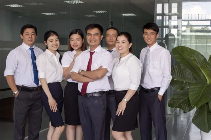 Hệ thống phòng học tiêu chuẩn tại Trung tâm Ngoại ngữ - Tin học Lạc Hồng