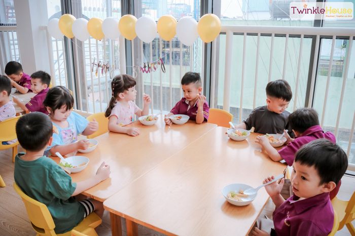Trường Mầm Non Twinkle House – Ngôi Nhà Sao Sáng ảnh 2
