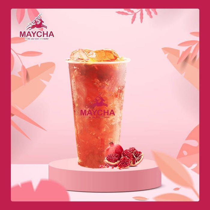 Không gian rực rỡ sắc đỏ tại MayCha
