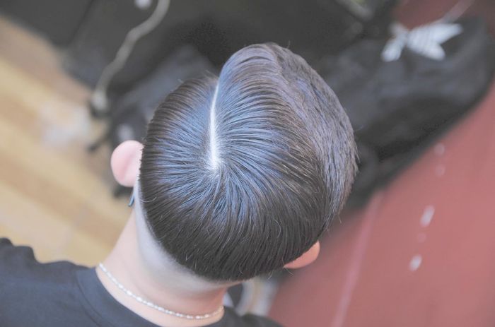 Art Barbershop - Hình ảnh không gian sang trọng