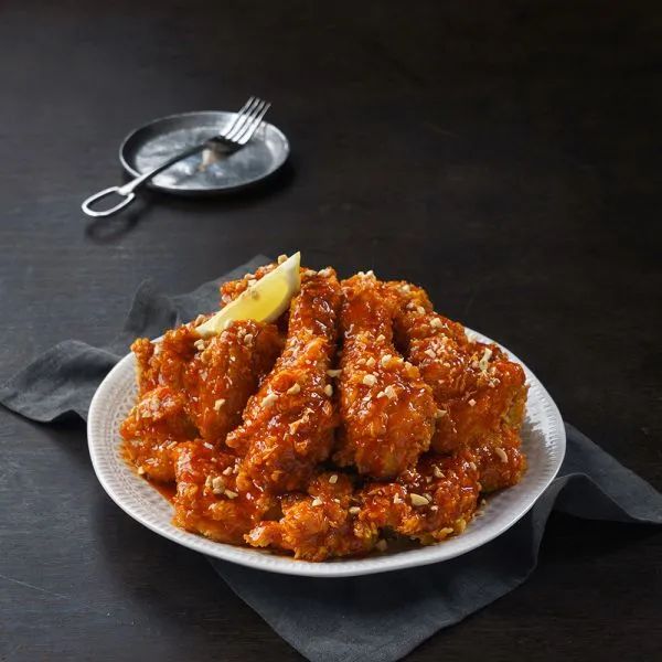 DON CHICKEN Hồ Chí Minh ảnh 1 - Khám phá không gian ẩm thực Hàn Quốc đầy phong cách