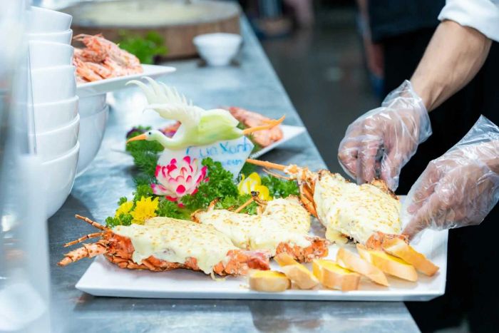 Bữa tiệc hải sản thượng hạng tại Hải Sản Cua Xanh