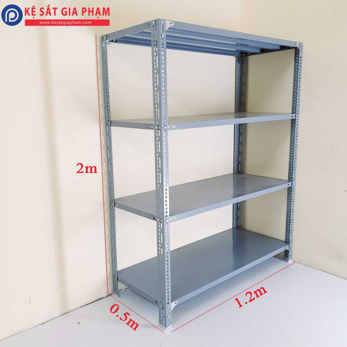 Nhà xưởng sản xuất kệ sắt hiện đại tại Gia Phạm