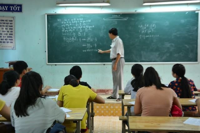 Hoạt động giảng dạy tại Trung tâm gia sư Mặt Trời