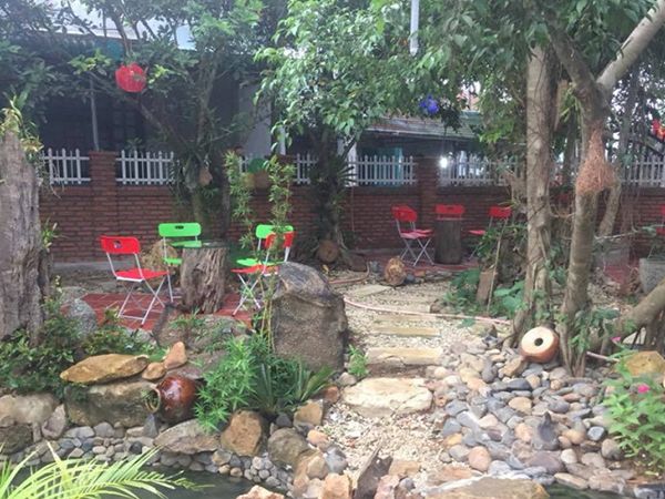 Góc sống ảo độc đáo tại S Coffee