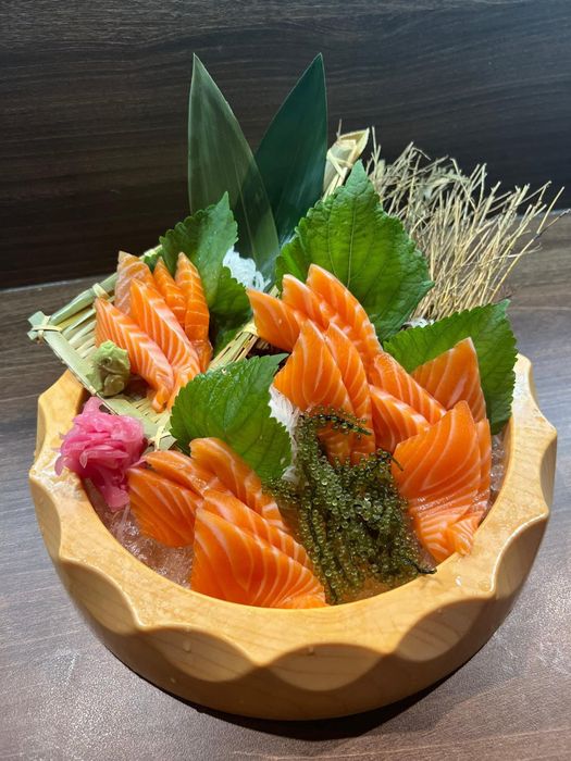 Nghệ thuật trình bày món ăn tại Uchi Sushi - Ảnh 2
