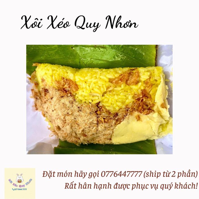 Hình ảnh gói xôi xéo vàng ươm hấp dẫn