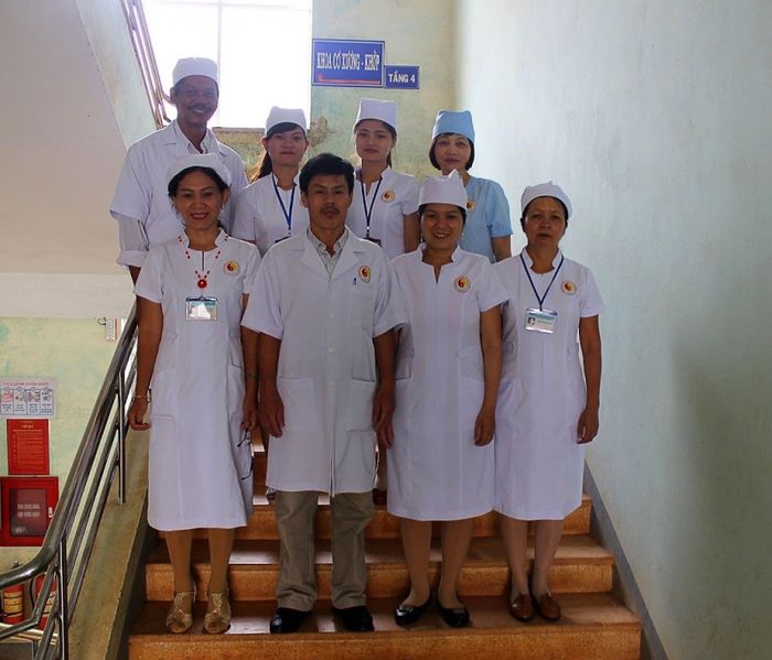 Hình ảnh 1 Phòng Khám Y Học Cổ Truyền Đinh Hoàng Giang - Không gian kiến trúc hài hòa giữa nét cổ điển và hiện đại, nơi mỗi góc nhỏ đều toát lên tinh thần chữa bệnh bằng cái tâm.