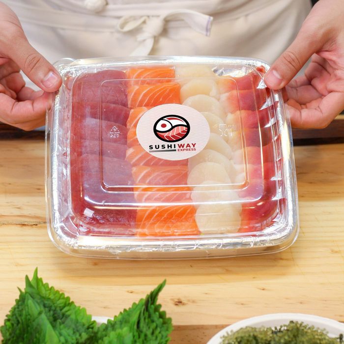 Hộp sushi cao cấp được đóng gói cẩn thận tại Sushi Way - Ảnh 1