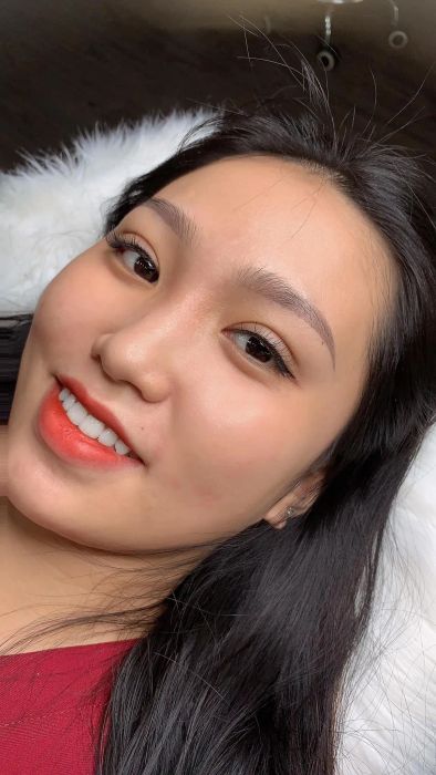 Hình ảnh học viên thực hành tại Học viện Beauty World