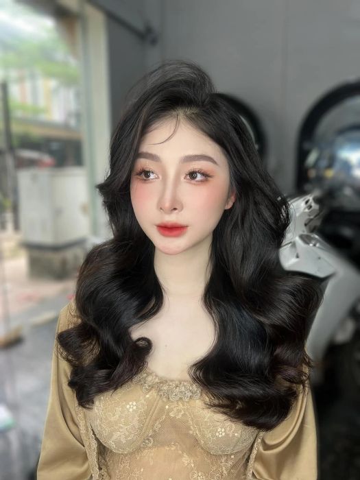 Hình ảnh học viên thực hành tại Hà My Makeup Academy