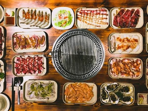 Không gian ấm cúng và những món nướng thơm ngon tại Tâm Bo Buffet