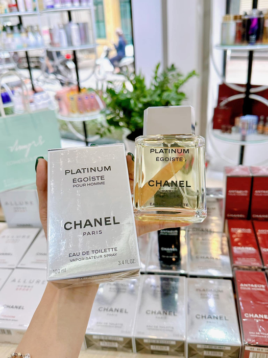 Không gian sang trọng tại THUY VI Cosmetic - Ảnh 1