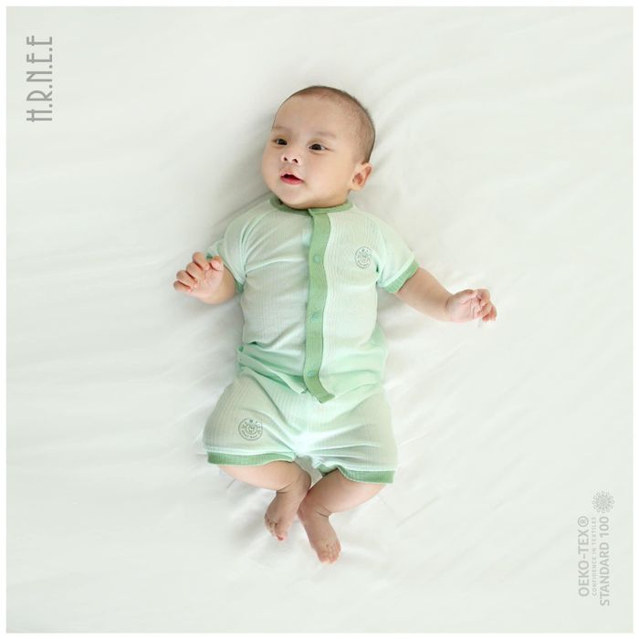 Không gian ấm cúng tại Shop Em Bé - Ảnh 1