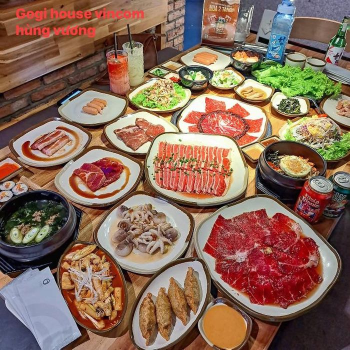 Không gian sang trọng và những món nướng hảo hạng tại Gogi House