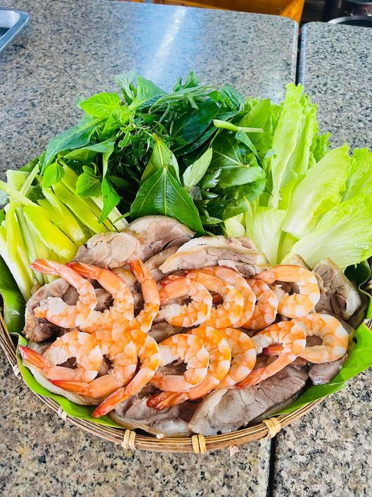 AO CÁ VƯỜN DỪA – Góc nhìn số 2 ghi lại vẻ đẹp mộc mạc và tinh tế