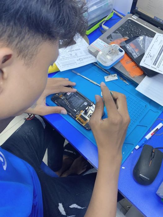 Trung Tâm Bảo Hành One - Chuyên Sửa Chữa iPhone ảnh 2