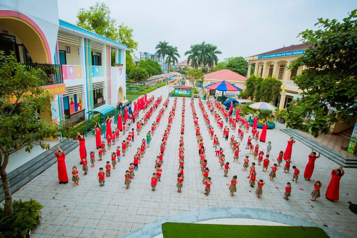Khoảnh khắc đáng yêu tại Trường Mầm Non Hoa Hồng - Nơi những nụ cười trẻ thơ được nuôi dưỡng mỗi ngày