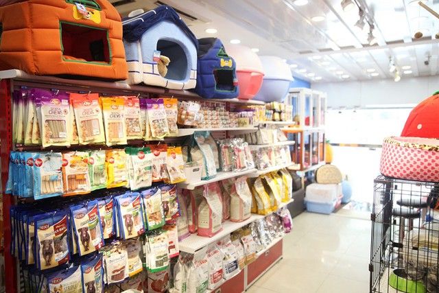 Pet Mart - Ảnh 2: Thế giới phụ kiện cao cấp cho người bạn bốn chân