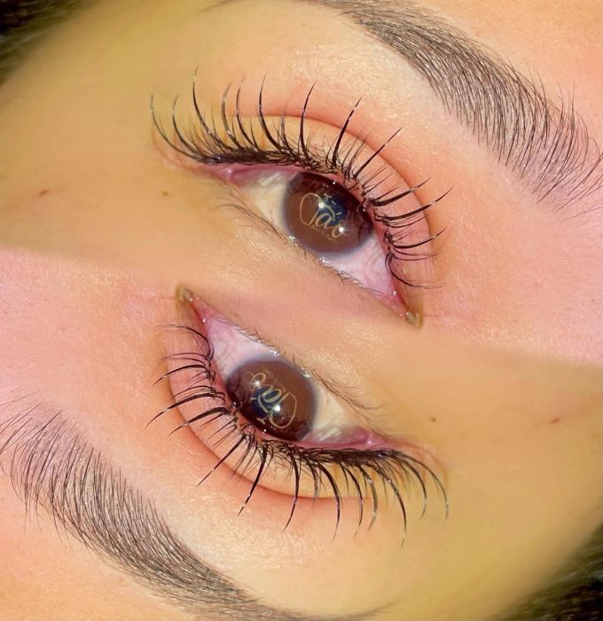 Tác phẩm nghệ thuật mi nối từ Táo Nail Eyelash