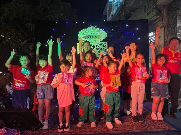Hình ảnh biểu diễn của học viên tại Talent