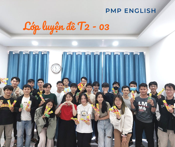 Học viên thực hành tại PMP English