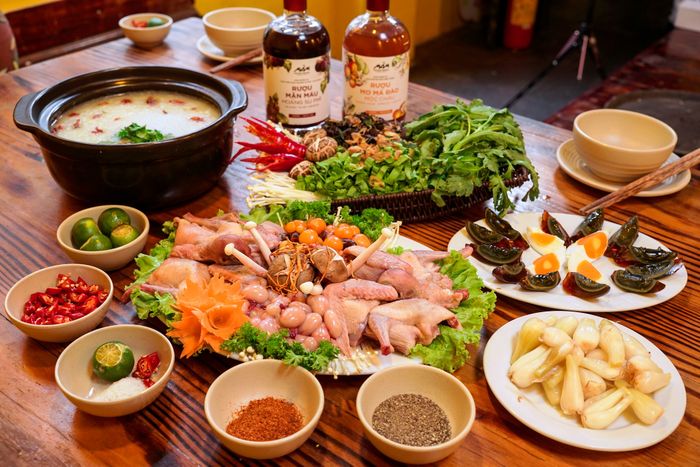 Không gian độc đáo tại Quán Kiến 100 Tuệ Tĩnh