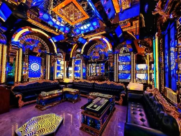 Góc nhìn nghệ thuật tại Karaoke Dragon