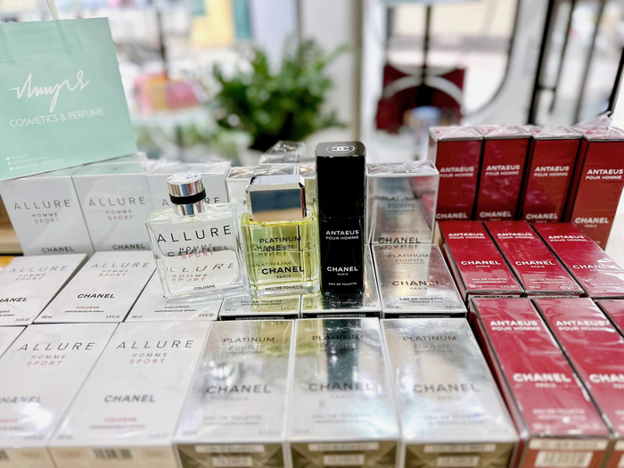 Bộ sưu tập nước hoa đa dạng tại THUY VI Cosmetic - Ảnh 2