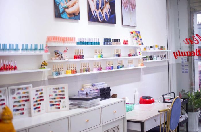 Hình ảnh lớp học thực hành tại Tâm Yên Nail