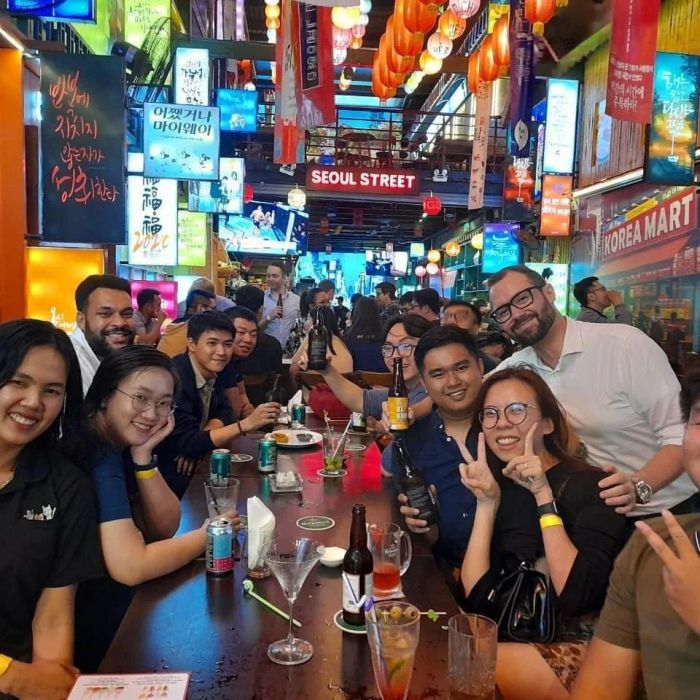 Những góc sống ảo ấn tượng tại Hem Chill - Seoul Street